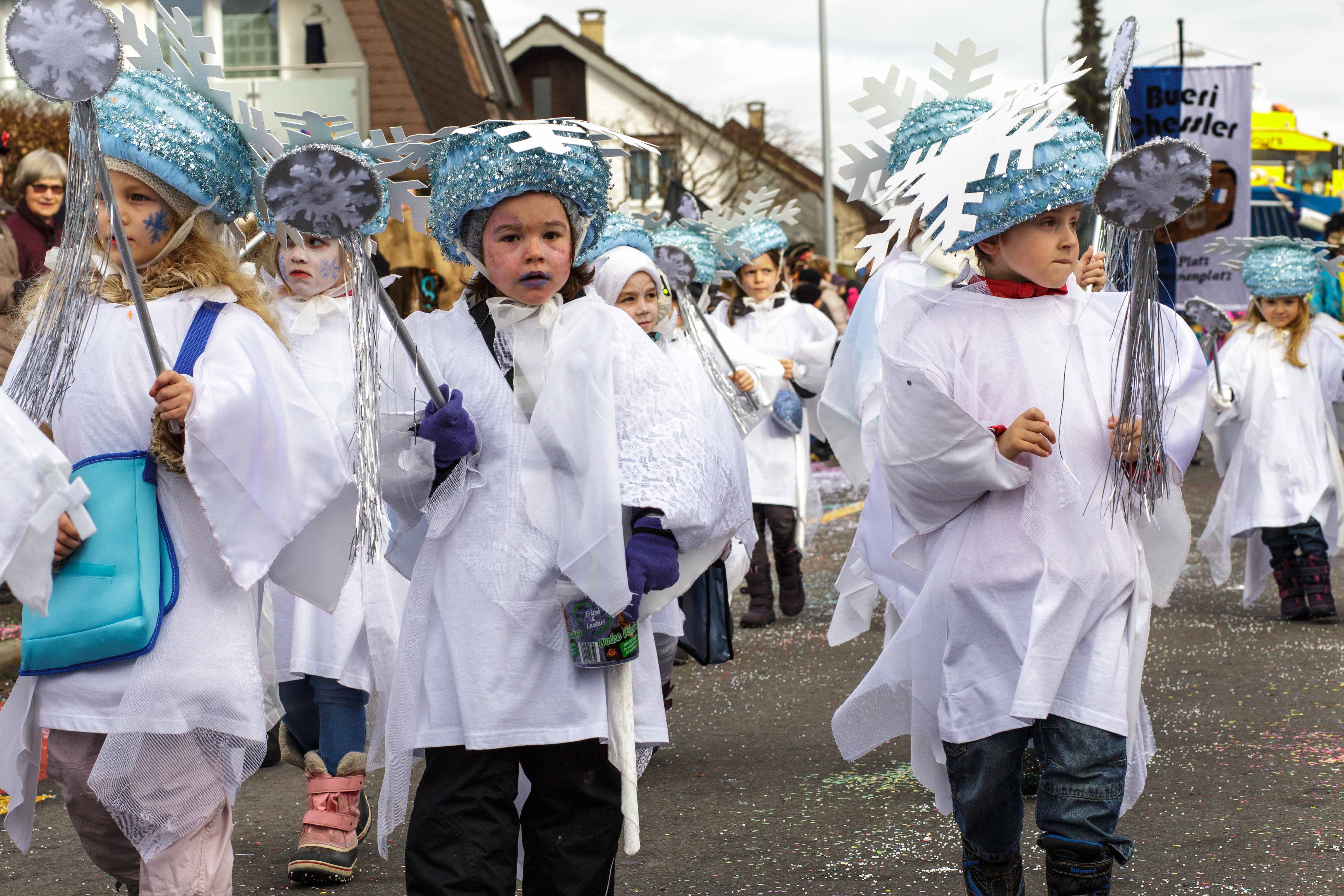 Kindergarten Hinterleisibach: «Schneesterne»