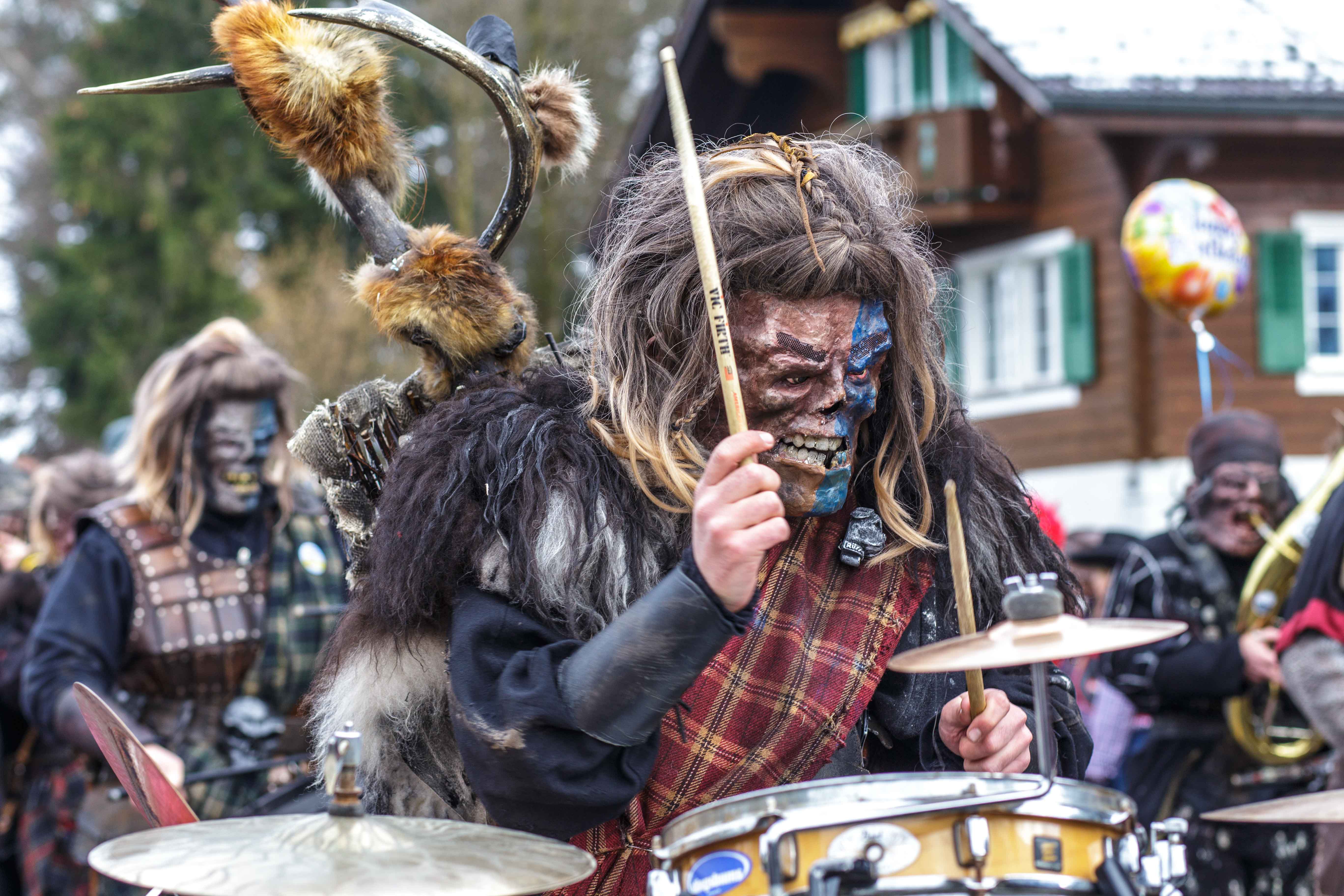 Rüssgusler: «Herrschaft der Untoten»
