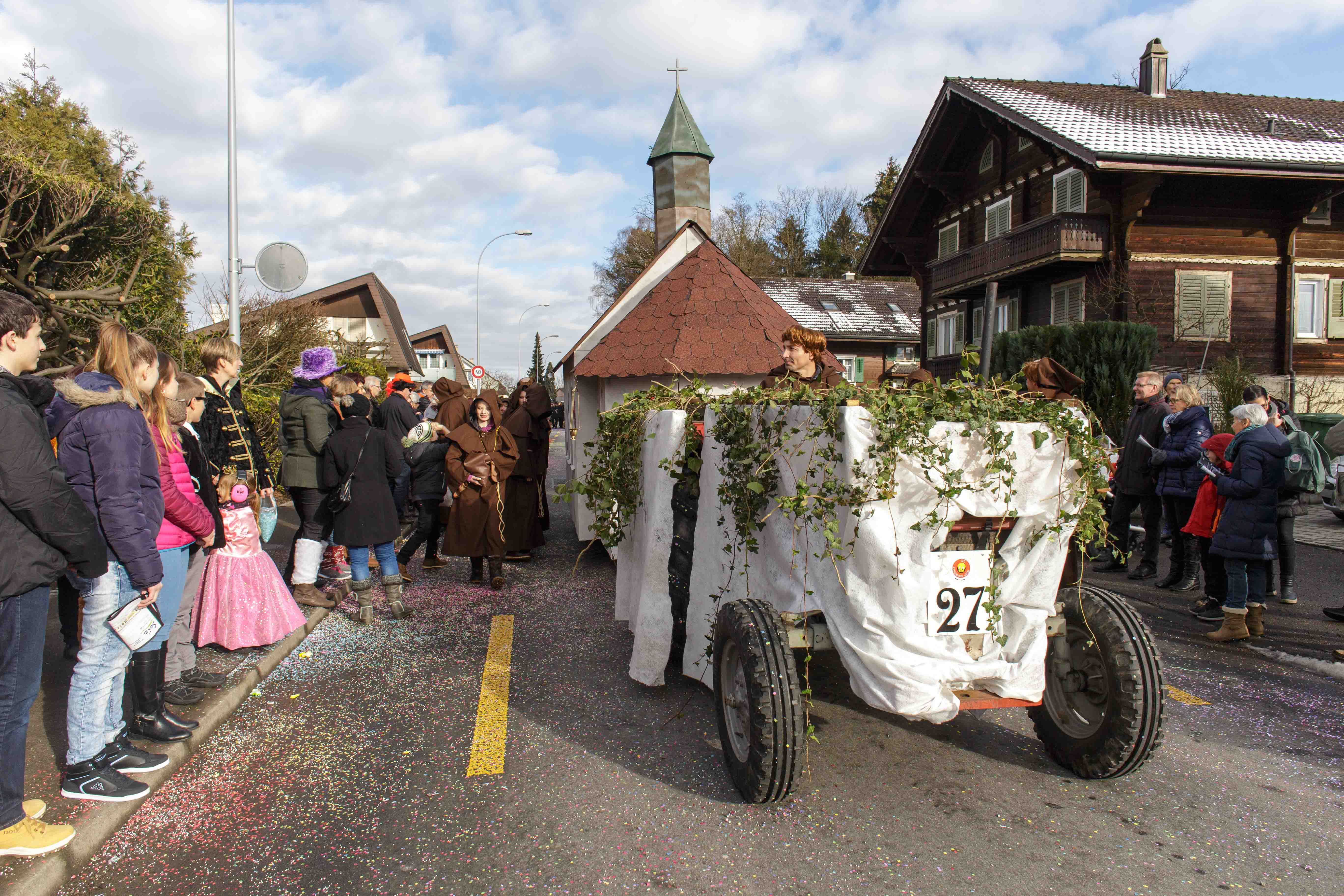 FaFaDi (Fasnachtsfamilie Dierikon): «Mönche»