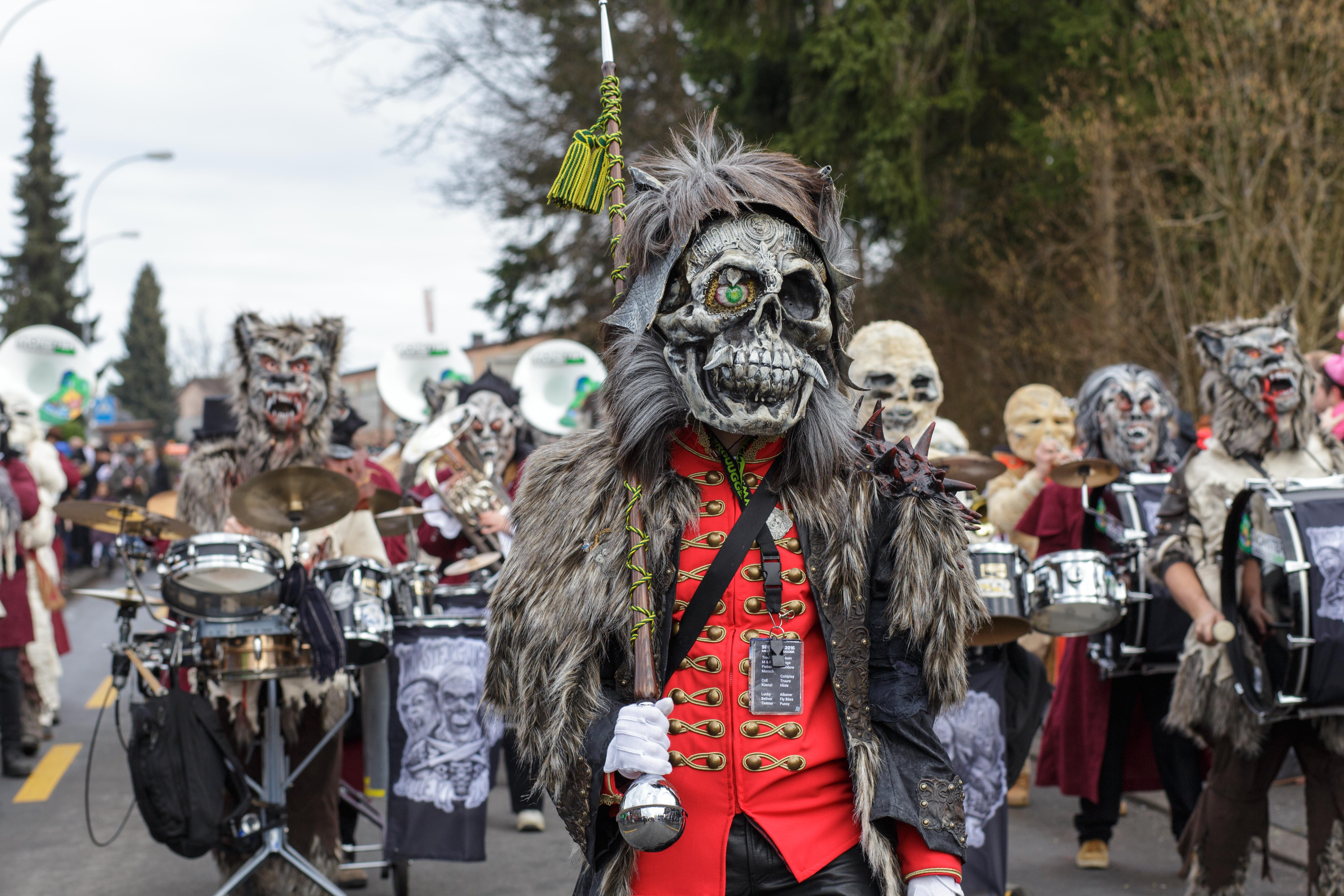 Monster-Guugger Bueri: De alljöhrlich Wandel»