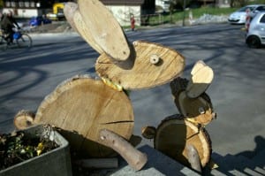 RO14_2301_Osterhasen_Holz