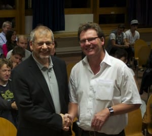 Stefan Rieder (links) tritt beim FC Adligenswil die Nachfolge von  Franz Rigert (rechts) an.