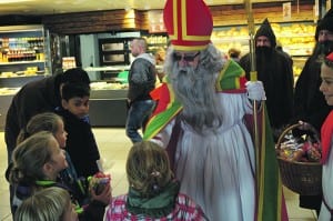Die Kinder in Ebikon sind scheinbar alle lieb und brav gewesen in diesem Jahr, weshalb der Samichlaus auch richtig viel zu tun hatte.