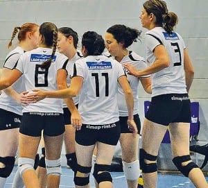 Enttäuschtes Damen-2-Team nach dem Spiel. Bild zVg.