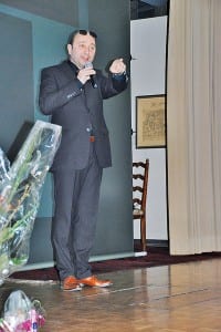 Comedian Sergio Sardella sorgte für Stimmung und zahlreiche Lacher. Bilder zVg.