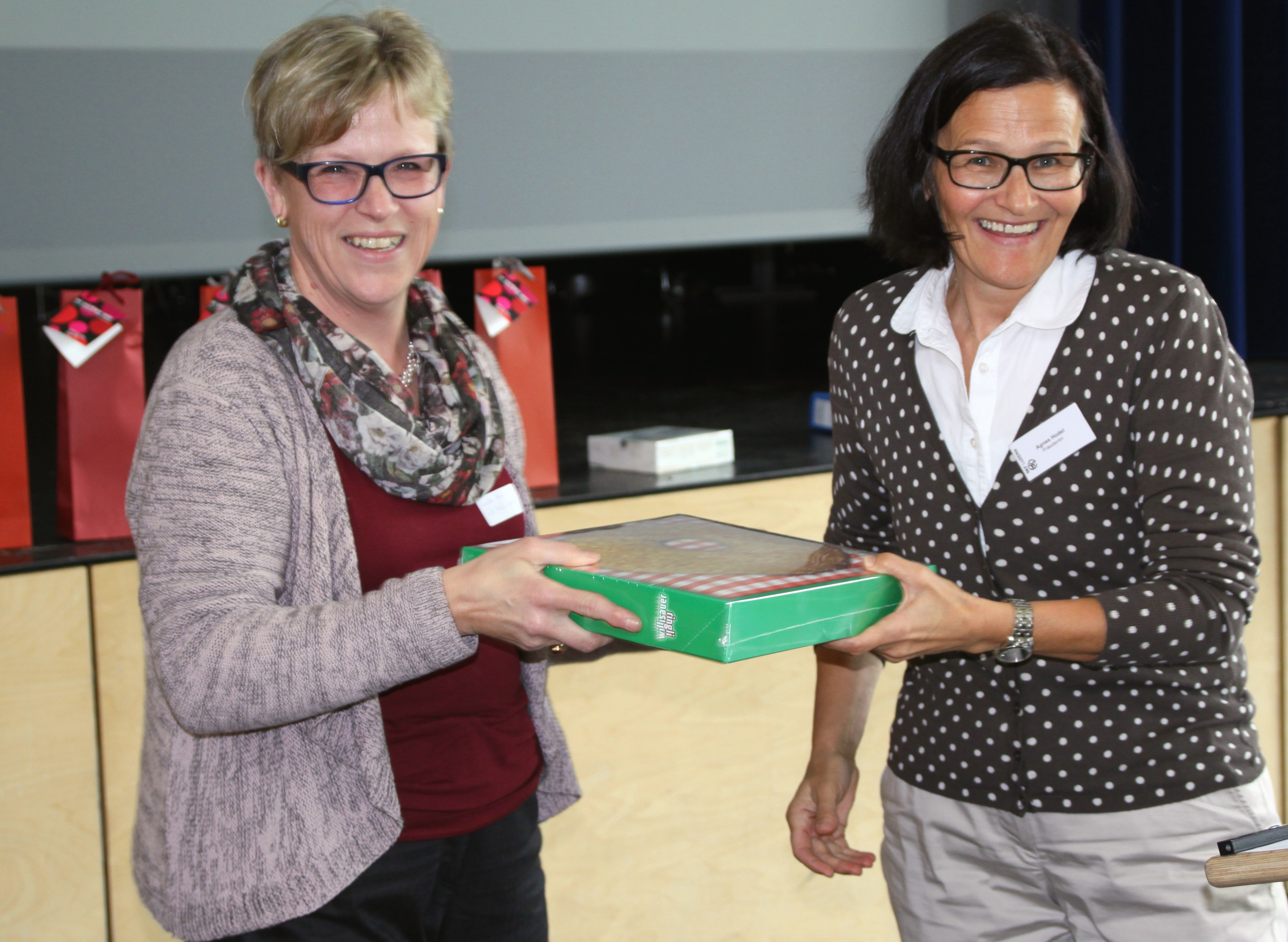 12_buehler.lisbeth-und-hodel_agnes
