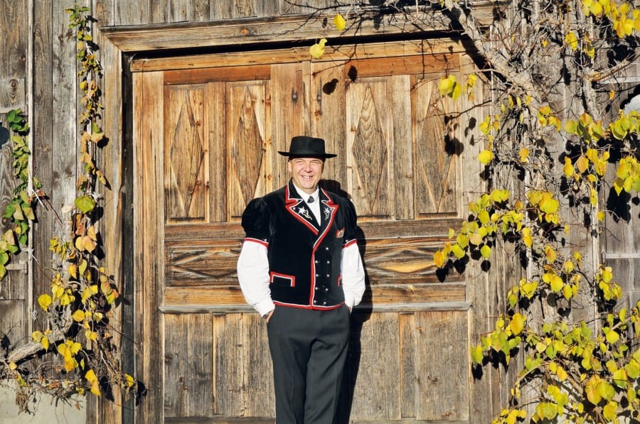 Auftritt im Alpenlook.