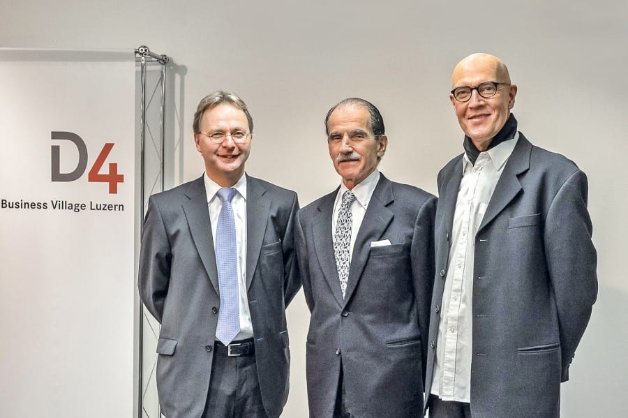 Im Bild: Bruno Kunz, Leiter D4, mit Peter Achten und René Stettler. Bild zVg.