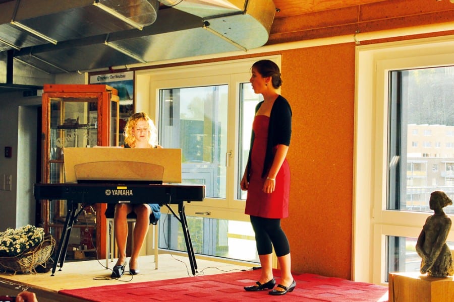 Marianne Knoblauch und Patricia Ulrich steuerten musikalische Höhepunkte bei.