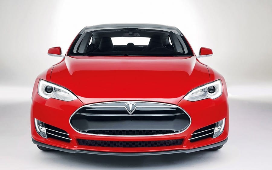 52_Tesla-Model-S-front