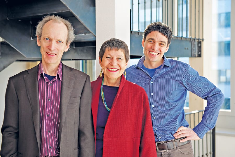 Laden am Freitag, 30. Oktober, zur 30-Jahre-Feier der Heilpraktikerschule Luzern: Peter von Blarer (links), Ulrike von Blarer Zalokar (Mitte) und Hein Zalokar.