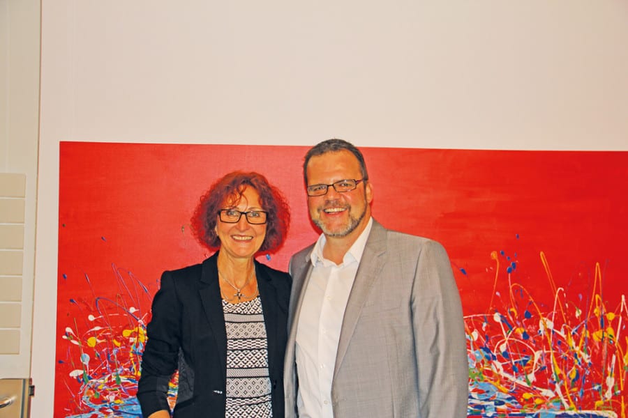 Heidi Felder, Künstlerin, und René Plöbst, Hauptagent AXA.
