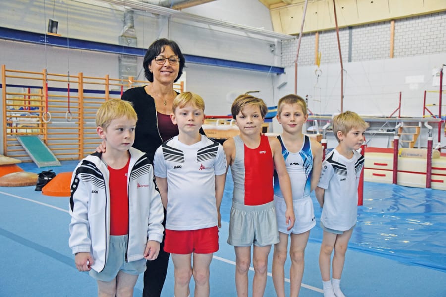Yvonne Tschopp mit ihren Jungs. Bild zVg.