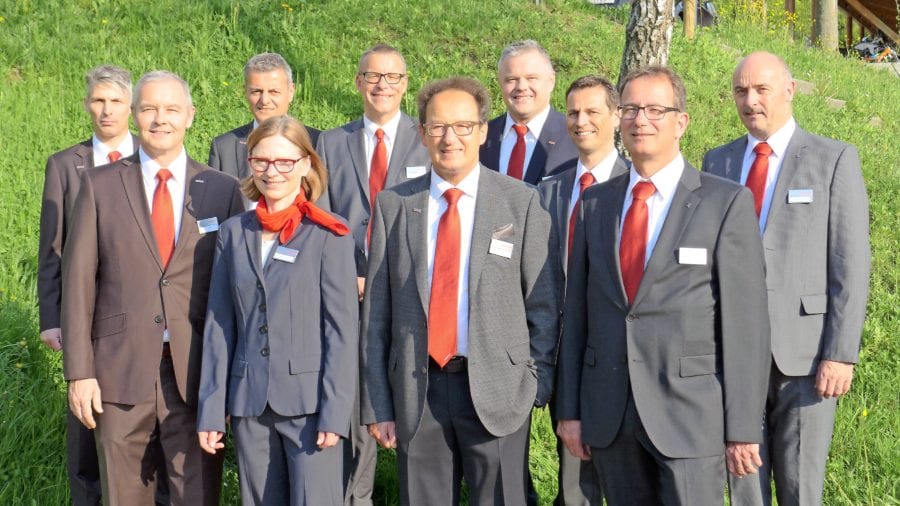 Der Verwaltungsrat und die Bankleitung der Raiffeisenbank Adligenswil-Udligenswil-Meggen. Bild zVg.