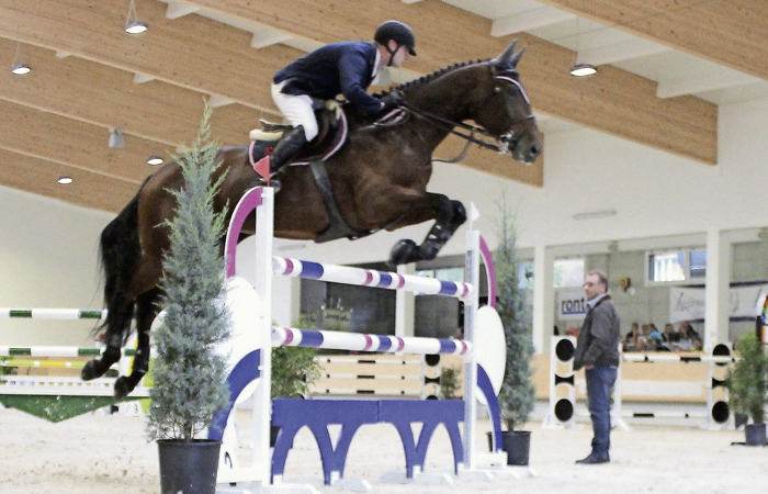 Christoph Könemann, Root, erreichte mit Spring Dark in der Prüfung N 145 nach 2. Stechen Platz 4. rowi