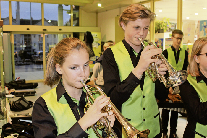 Die Musikanten der YoungWindBand Rontal.