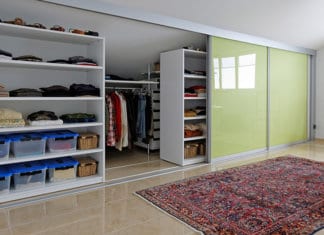 Einbauschrank Dachschräge