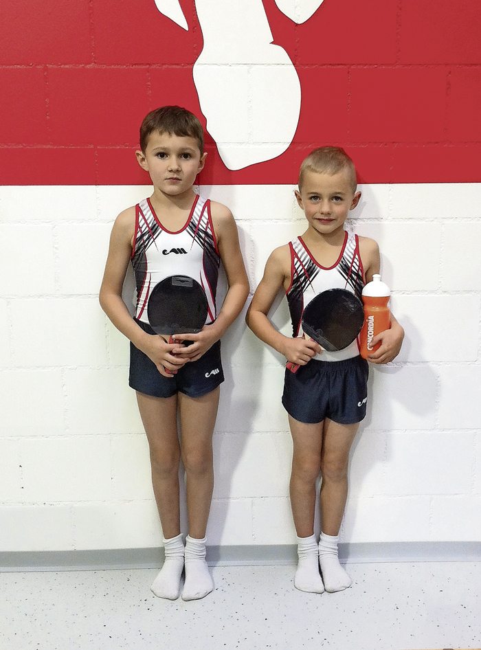 Links Killian Heinzer, Dierikon (14.Rang), rechts Louis Bucher, Udligenswil (2.Rang).