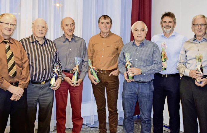 Die geehrten Leiter Christian Weder, Eugen Triebold, Hansjörg Duttwiler, Albert Nay, Bruno Lang, Martin Buchs und Josef Käppeli. Bilder Ursula Hunkeler.