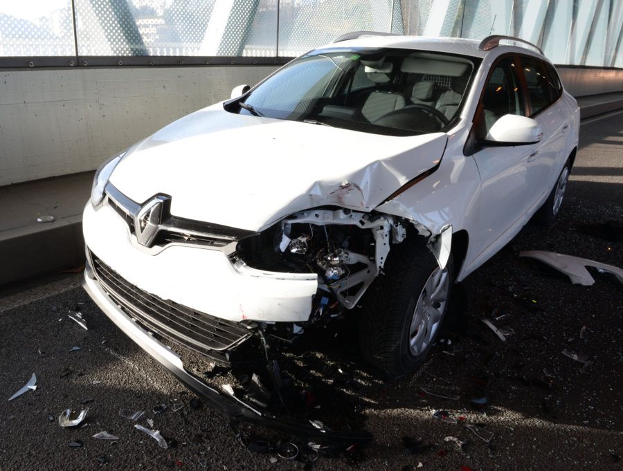 Eines der beteiligten Fahrzeuge Quelle: Luzerner Polizei