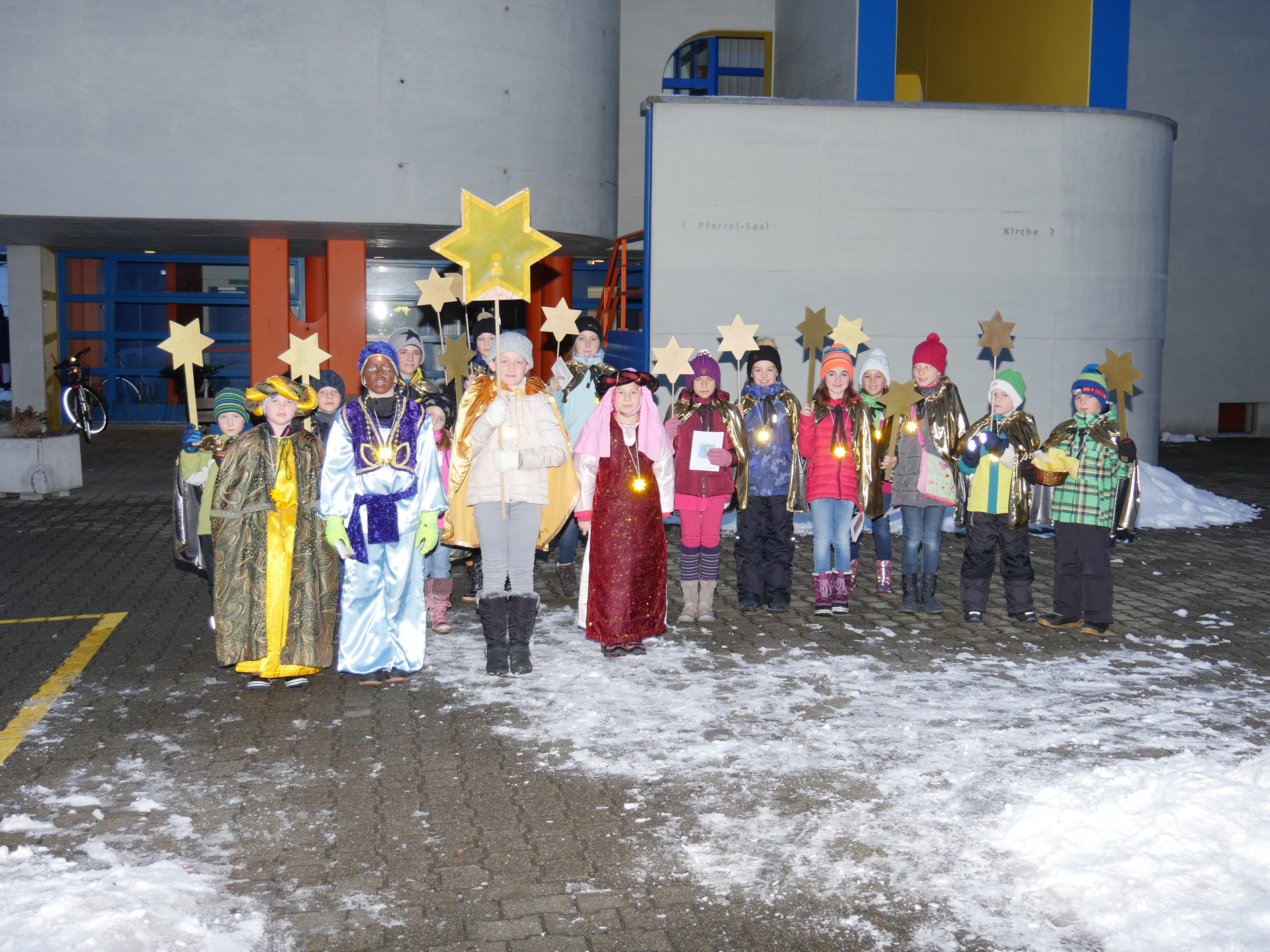 Stolze 2000 Franken sammelten die Sternsinger für das diesjährige Spendenprojekt. Bild zVg