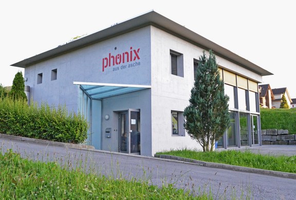 Das 2008 eröffnete Jugendhaus «phönix» in Ebikon. Bild www.ebikon.ch