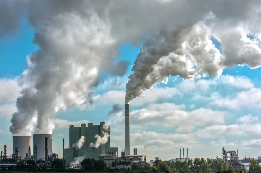 Treibhausgase wie CO2 oder Methan sind Hauptverursacher für den Klimawandel. Die Schweiz engagiert sich für eine globale Reduzierung der Emissionen. Bild: Fotolia, © Ralf Geithe