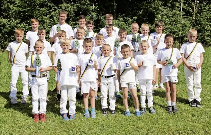 25-46-Rooter-Nationalturner