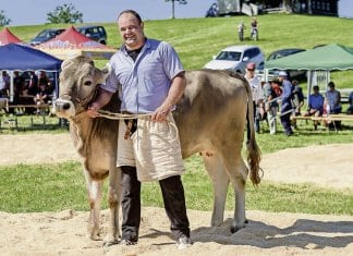 Philipp Schuler gewinnt den Michaelskreuz-Schwinget