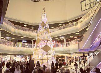 Mall of Switzerland erstrahlt in feierlichem Glanz