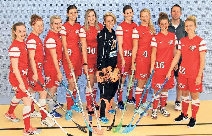 10-45-Red-Devills-Damenteam