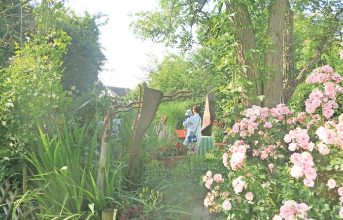 28-35-02-Kunst-im-Garten-Scheuermeier-u.-Guyer