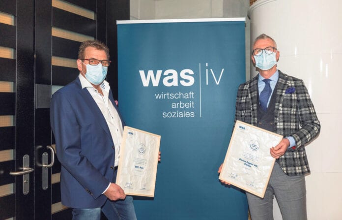 07-05-02-IV-Award