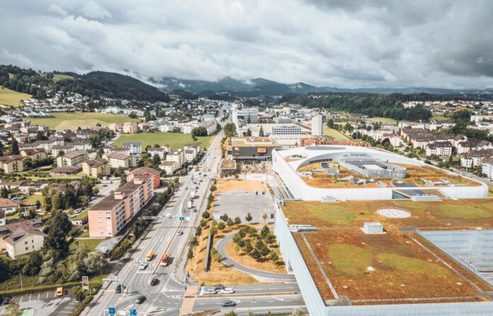 LuzernPlus_janmaat_210701_Drohne_MallofSwitzerland_(823)