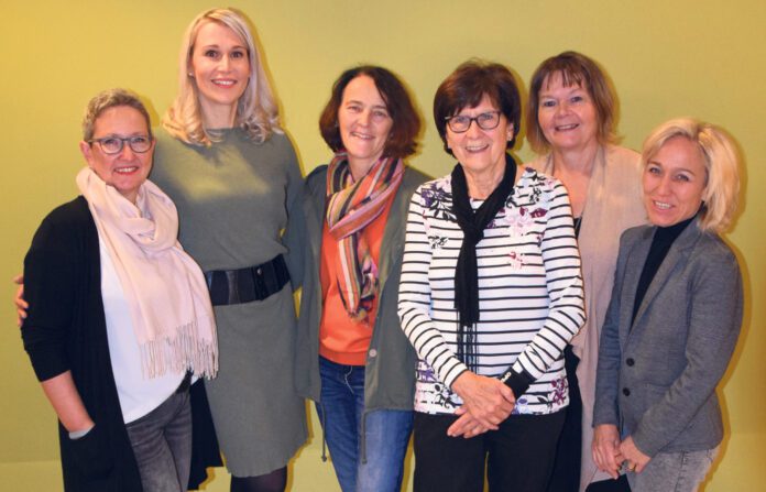 48-20-03-Frauen-TV
