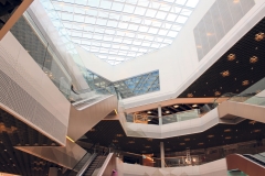 Erste Einblicke in die Mall of Switzerland